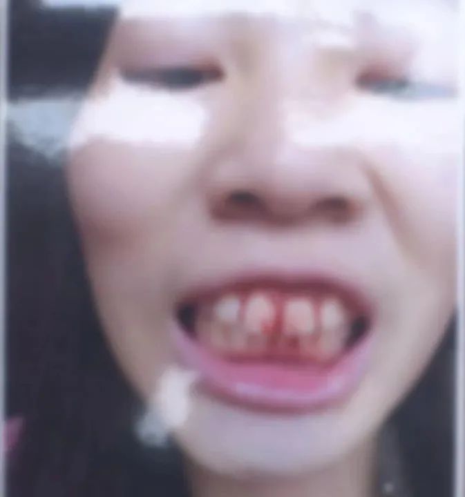 DƬ